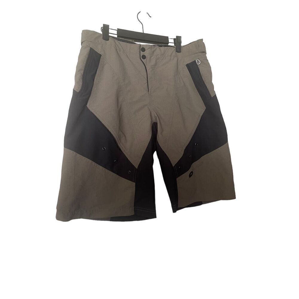 Sugoi Mens Black Brown Colorblock Padded Inside Biker Short Size XL